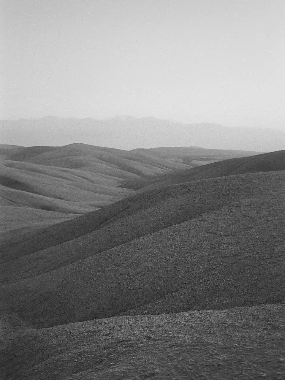 Les collines du désert d'Agafay